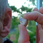 How Hearing Aids Works: The Technology and Science Behind